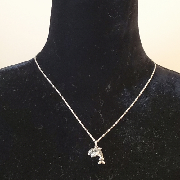 DOLPHINS Necklace - Picture 5 of 10